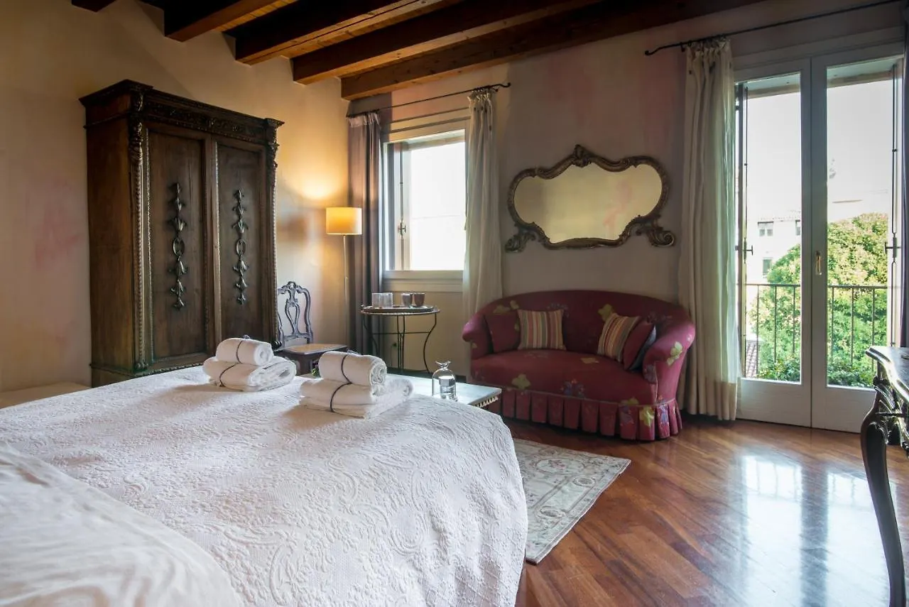Portico Rosso B&B Vicenza Bed & Breakfast